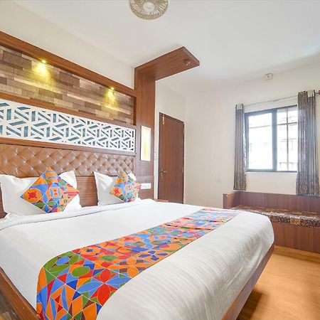 Fabhotel Qube - 800M From Ernakulam Junction South Railway Station Kochi Ngoại thất bức ảnh