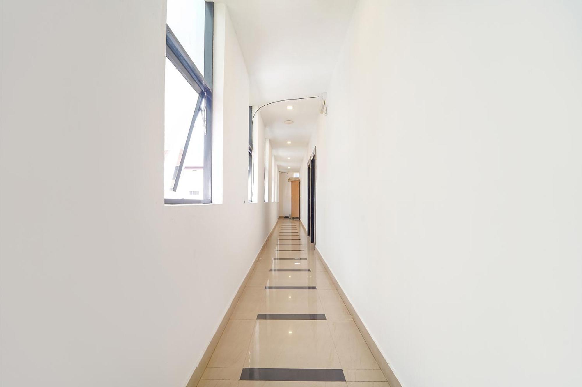 Fabhotel Qube - 800M From Ernakulam Junction South Railway Station Kochi Ngoại thất bức ảnh