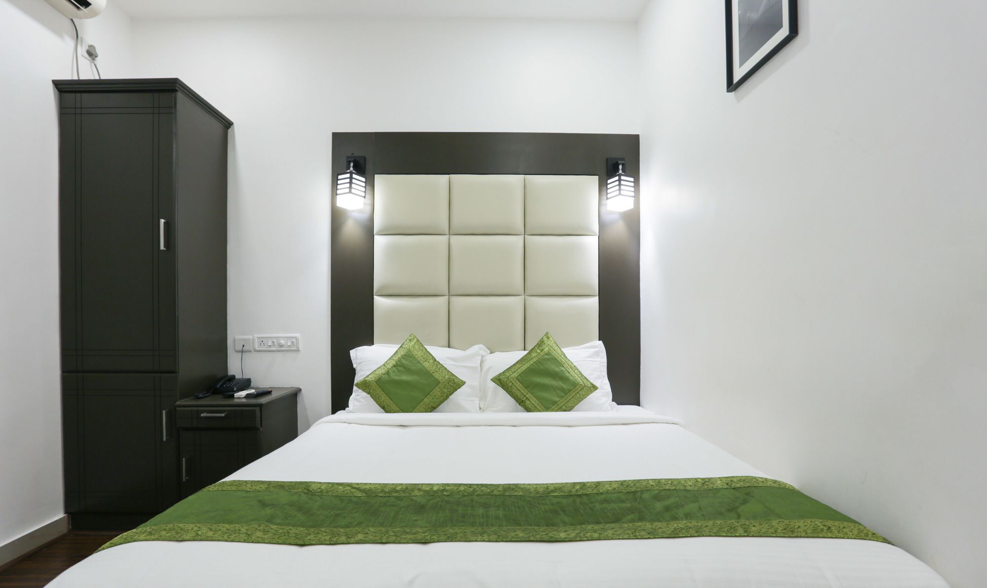 Fabhotel Qube - 800M From Ernakulam Junction South Railway Station Kochi Ngoại thất bức ảnh