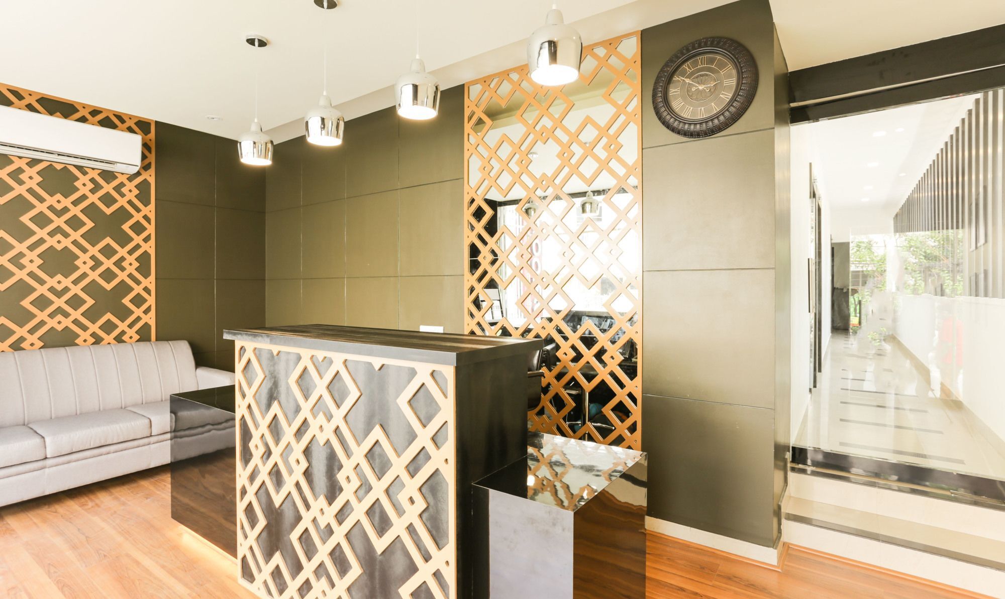 Fabhotel Qube - 800M From Ernakulam Junction South Railway Station Kochi Ngoại thất bức ảnh